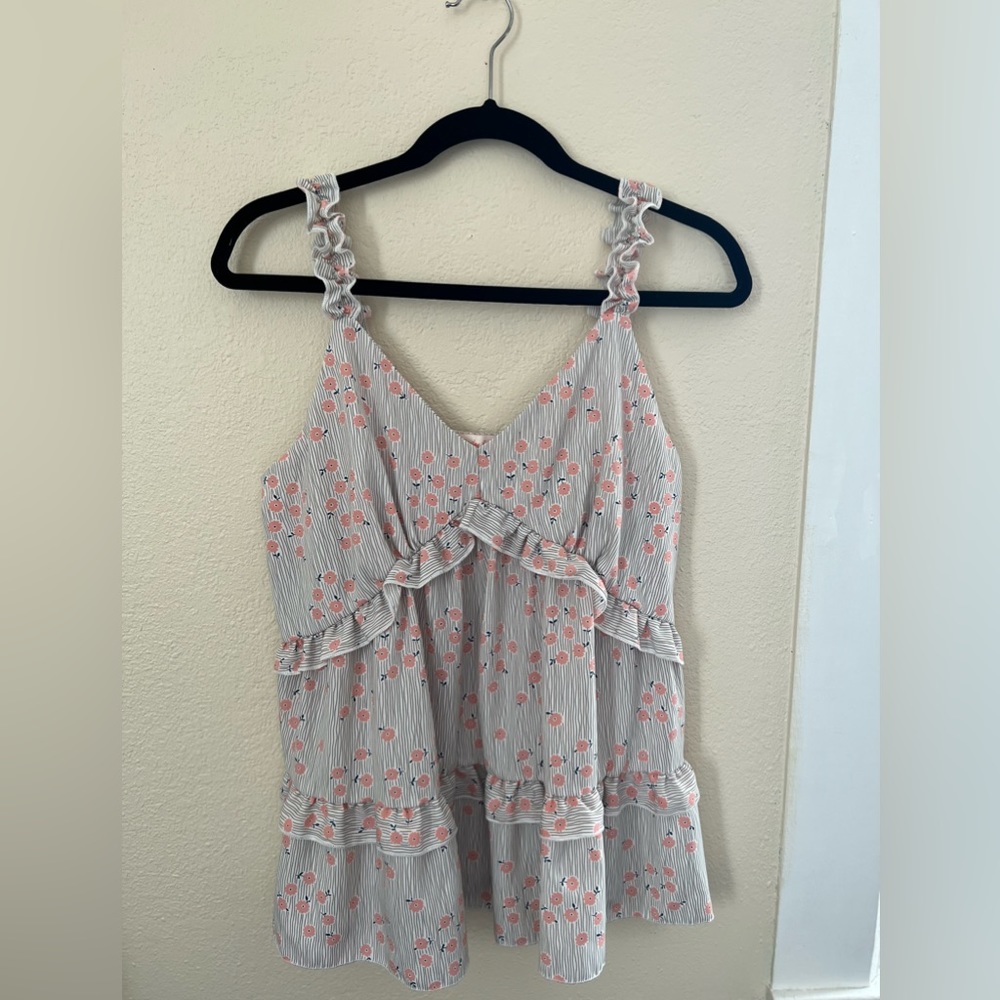 Large Hailey and CO spring top